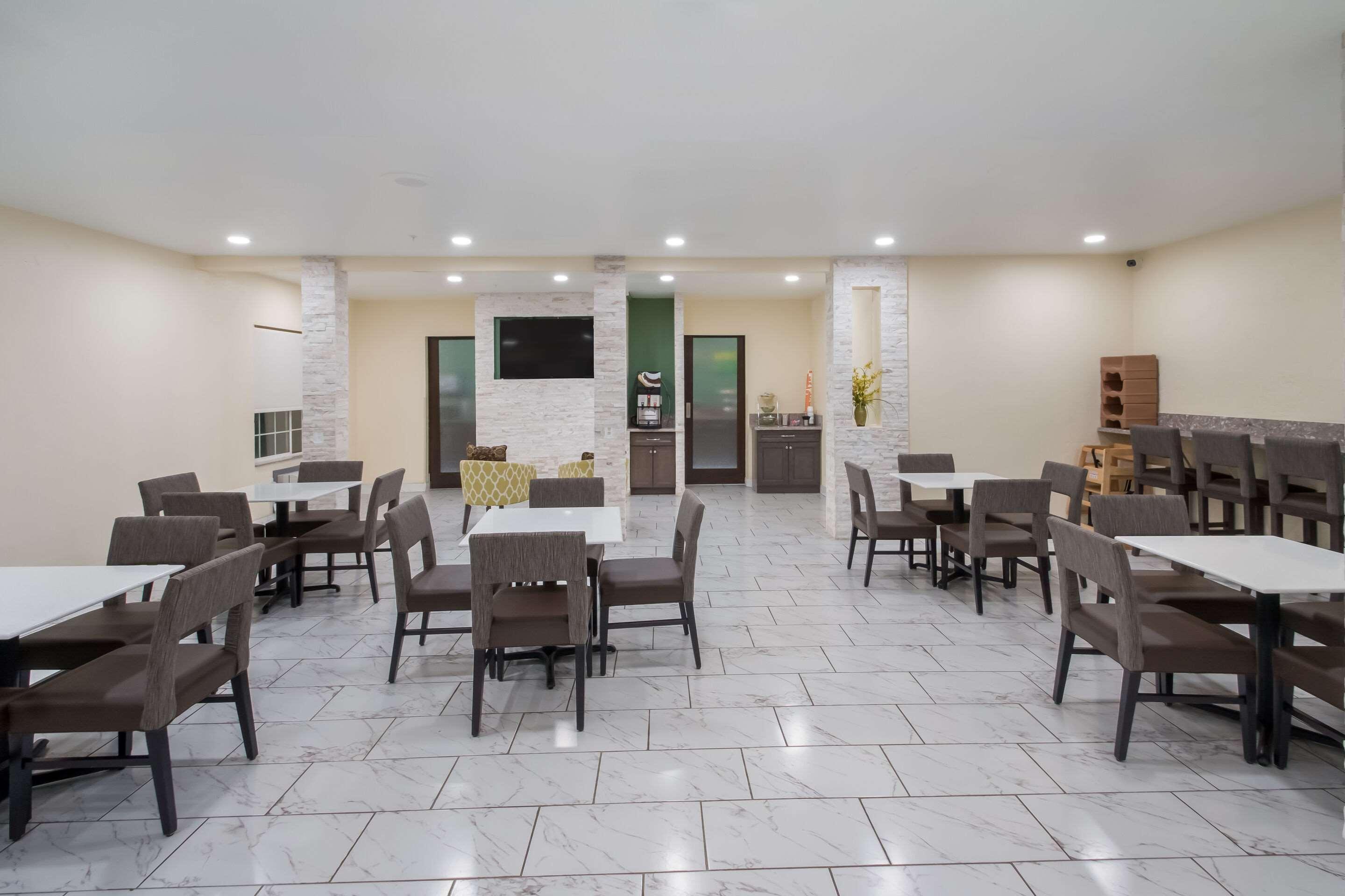 Hotel Quality & Airport West